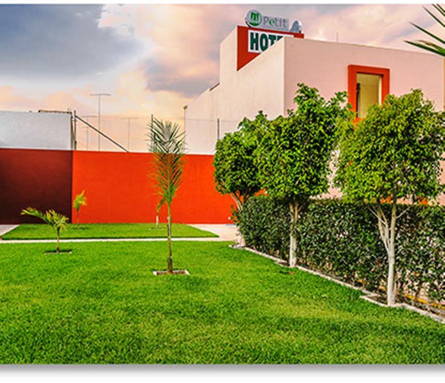 Hotel Petit Tehuacán Exterior photo