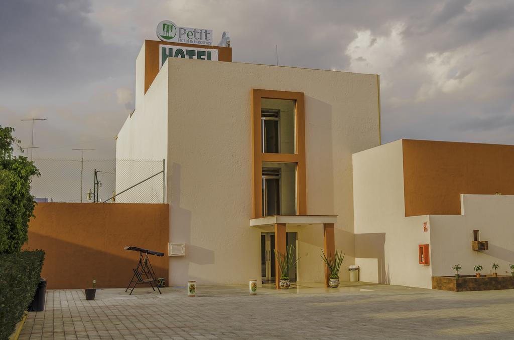 Hotel Petit Tehuacán Exterior photo